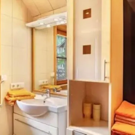 Truckshuette בית נופש